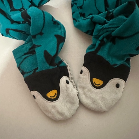 Carters Penguin Footed Pajamas, Size: 4T - Picture 3 of 4